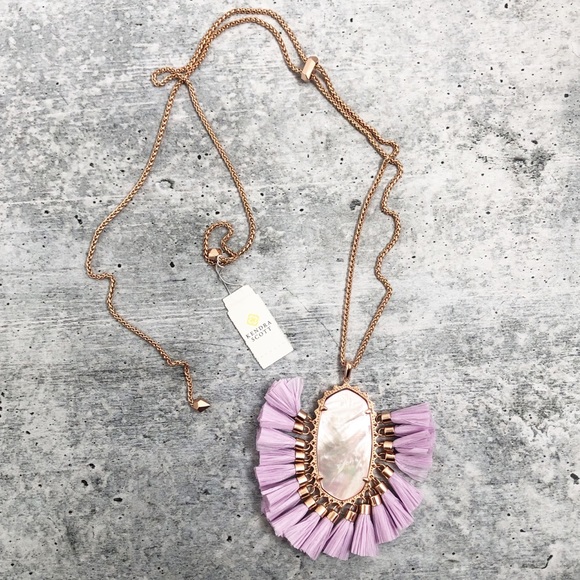 Kendra Scott Jewelry - NWT Kendra Scott Betsy Long Pendant Necklace